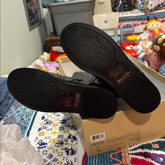 Girls no size5 black boots - Picture 5 of 5